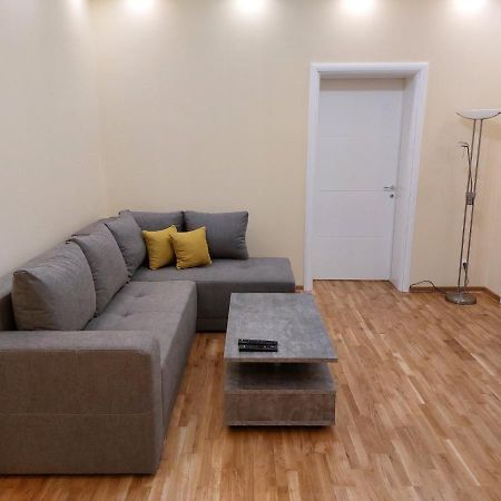 Jez Apartment Белград Екстериор снимка