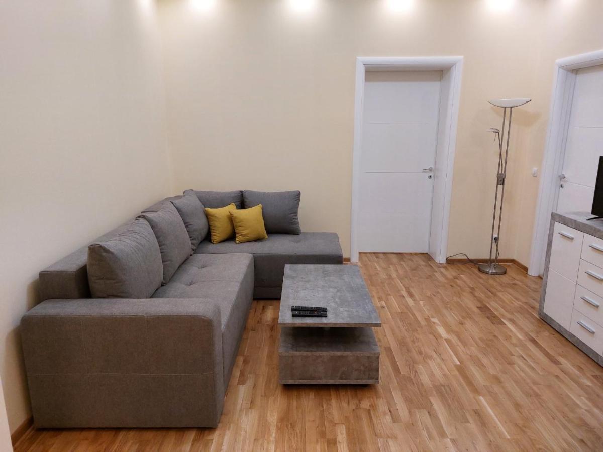 Jez Apartment Белград Екстериор снимка
